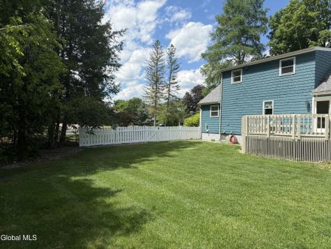 4 Lynnfield Drive Queensbury NY 12804