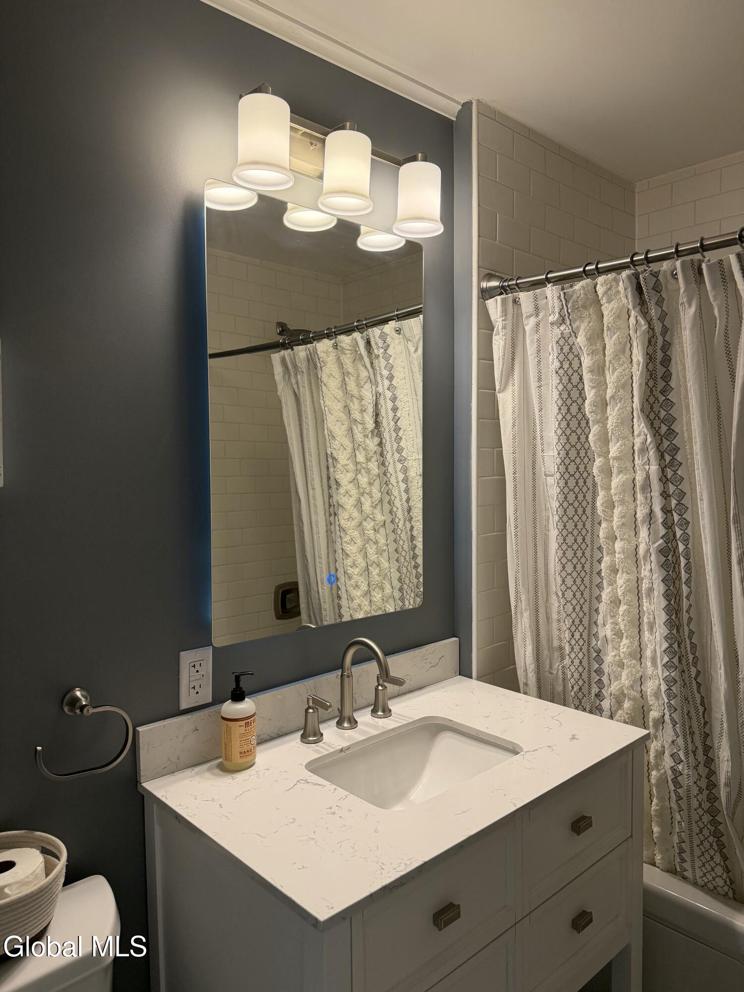 4 Lynnfield Drive Queensbury NY 12804