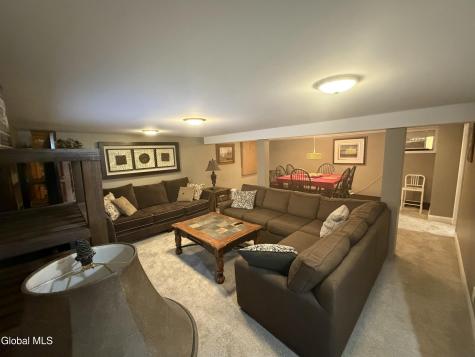 4 Lynnfield Drive Queensbury NY 12804
