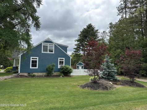 4 Lynnfield Drive Queensbury NY 12804