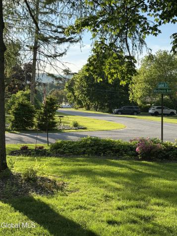 4 Lynnfield Drive Queensbury NY 12804