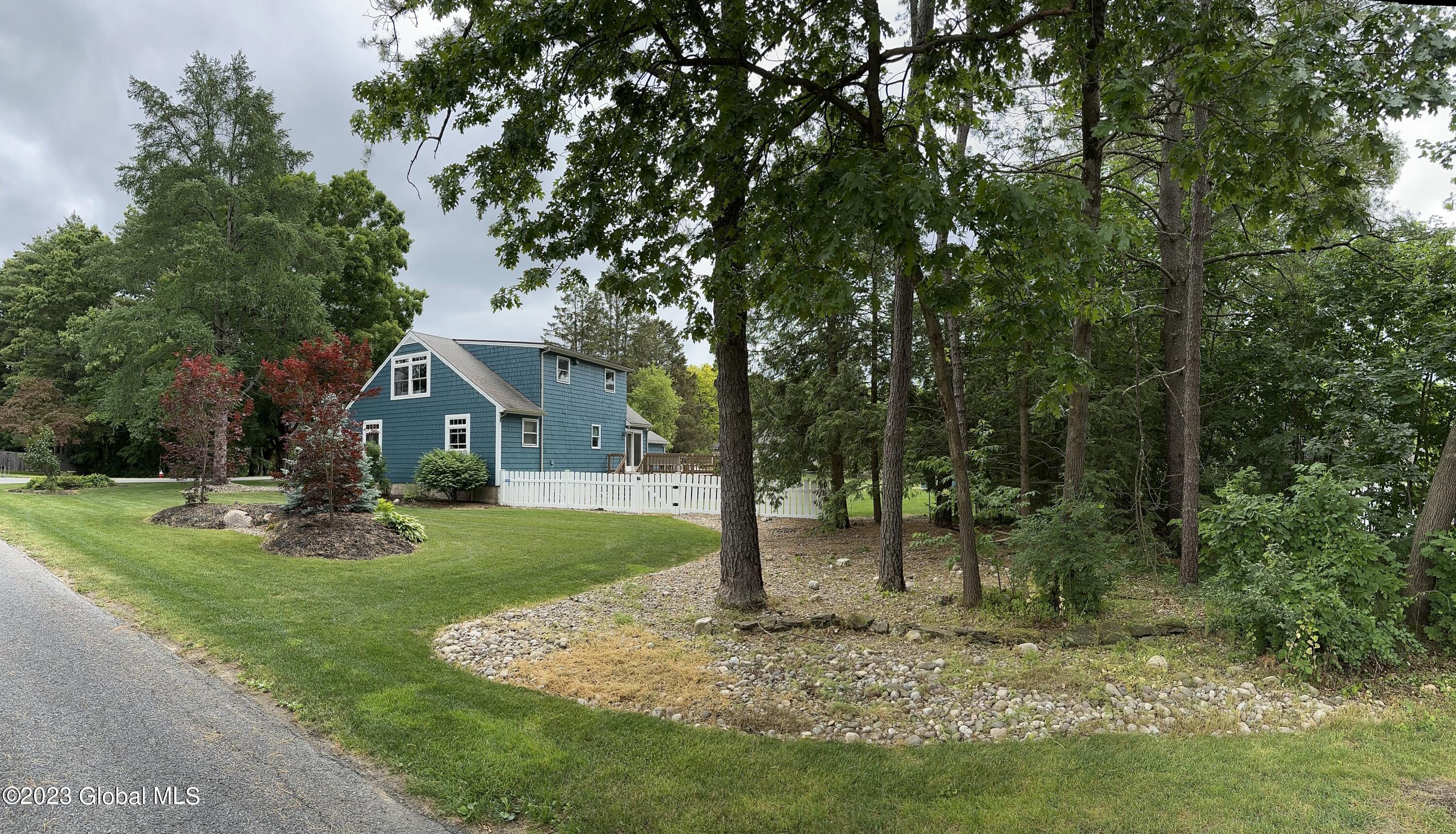 4 Lynnfield Drive Queensbury NY 12804