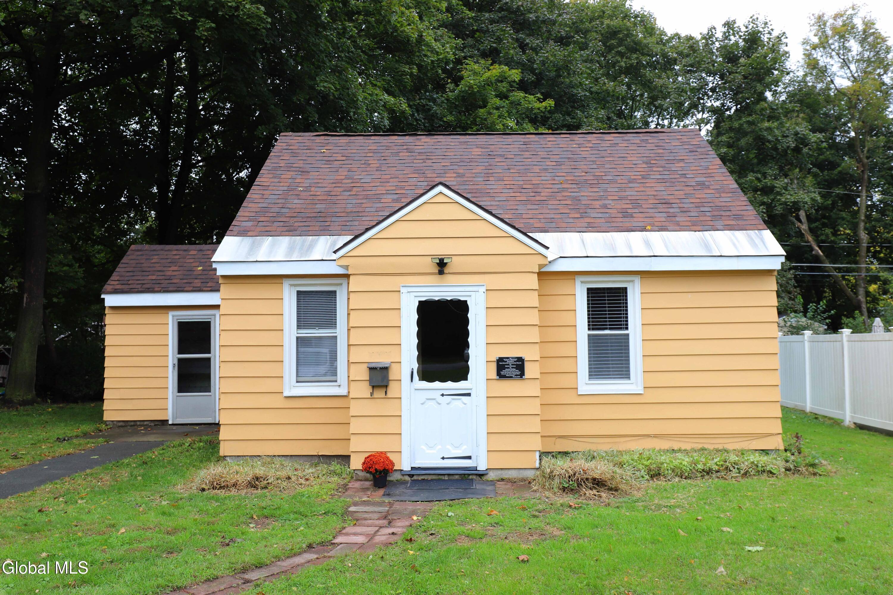 22 Virginia Boulevard Glenville NY 12302