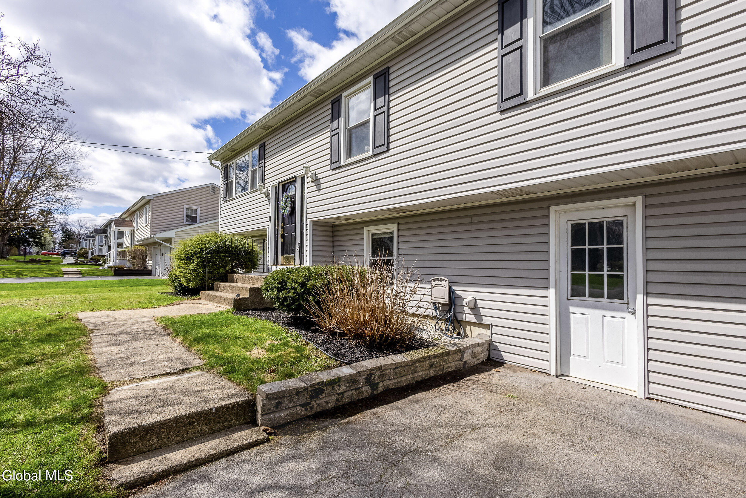 5 Dussault Drive Latham NY 12110