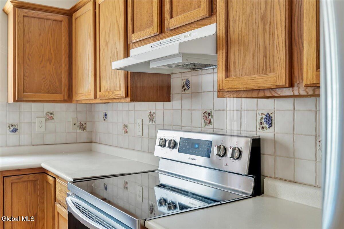 11 Bain Drive Delmar NY 12054
