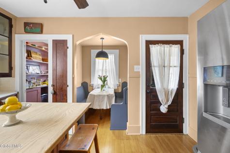 1457 Baker Avenue Niskayuna NY 12309