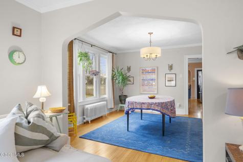 1457 Baker Avenue Niskayuna NY 12309