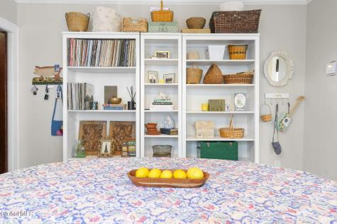 1457 Baker Avenue Niskayuna NY 12309