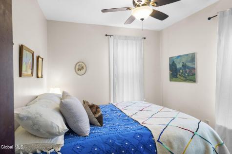 1457 Baker Avenue Niskayuna NY 12309