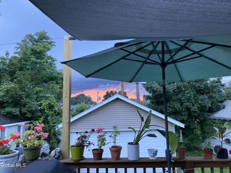 1457 Baker Avenue Niskayuna NY 12309