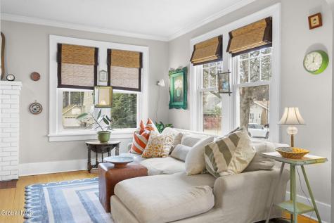 1457 Baker Avenue Niskayuna NY 12309