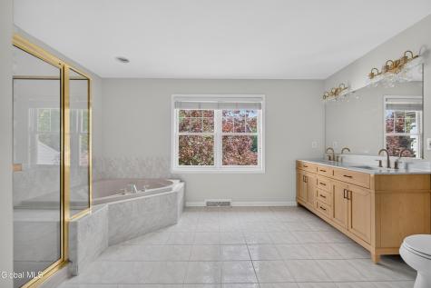 5 Overlook Court Saratoga Springs NY 12866