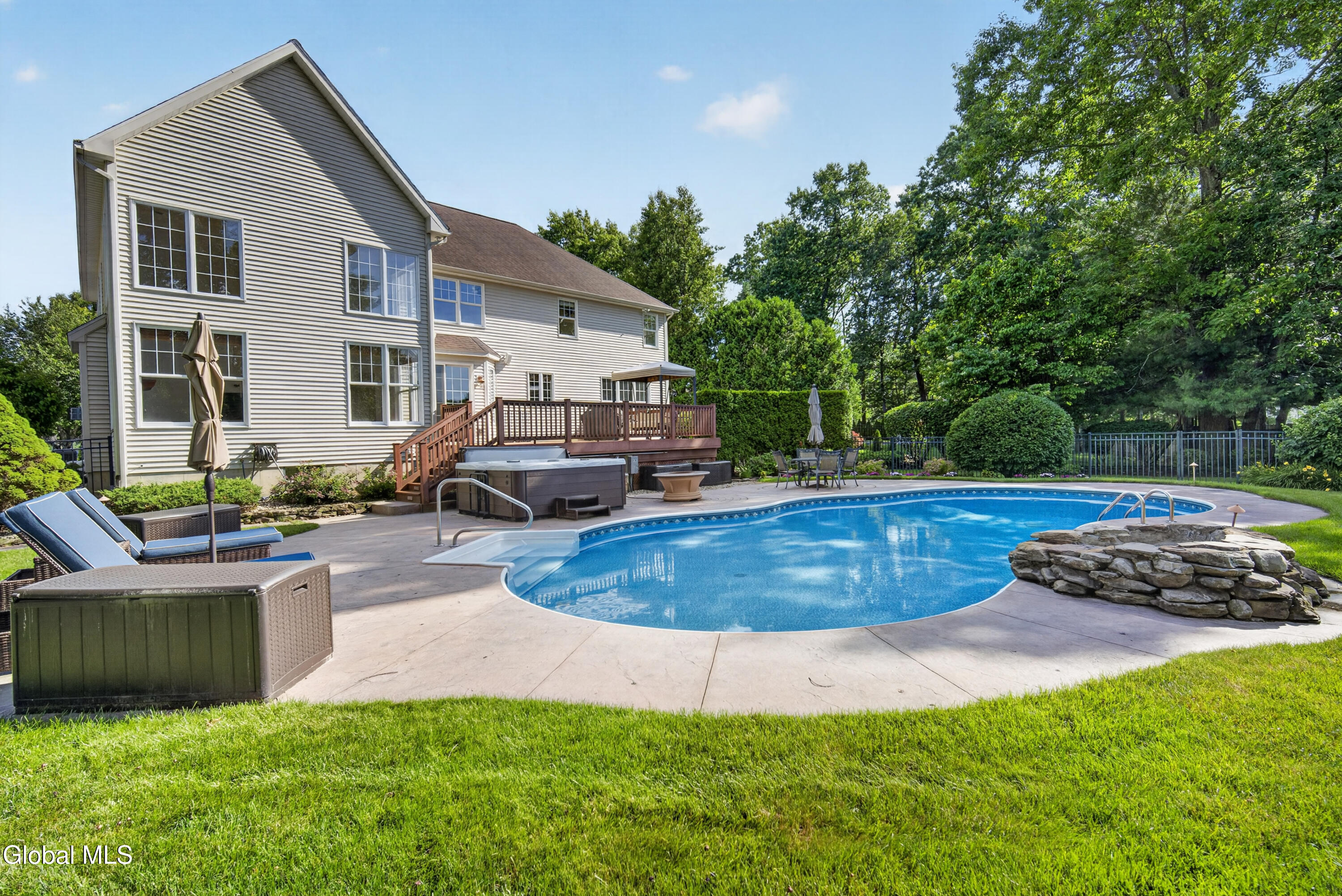 5 Overlook Court Saratoga Springs NY 12866