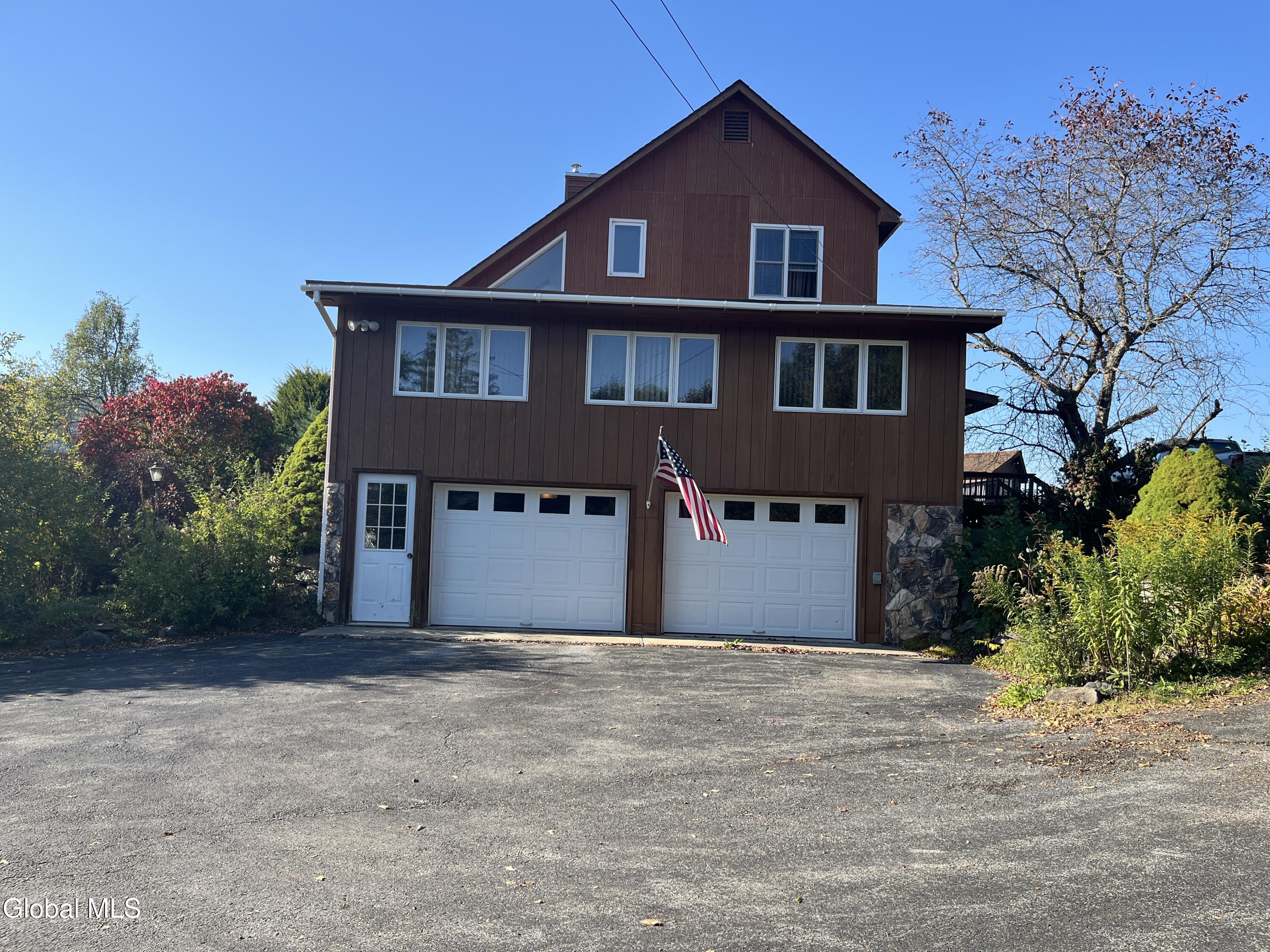 945 Nys Route 9n Ticonderoga NY 12883