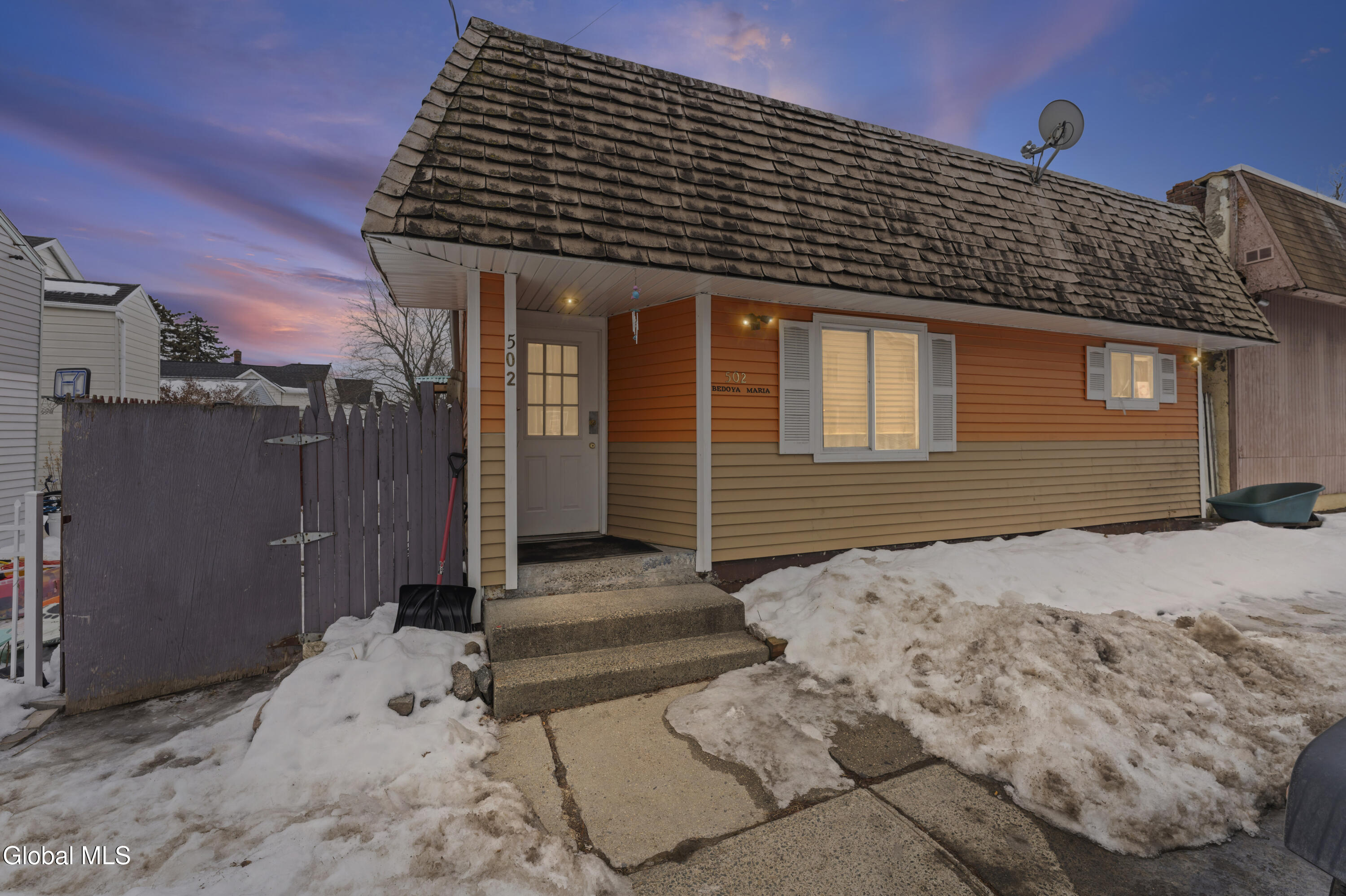 502 4th Street Watervliet NY 12189