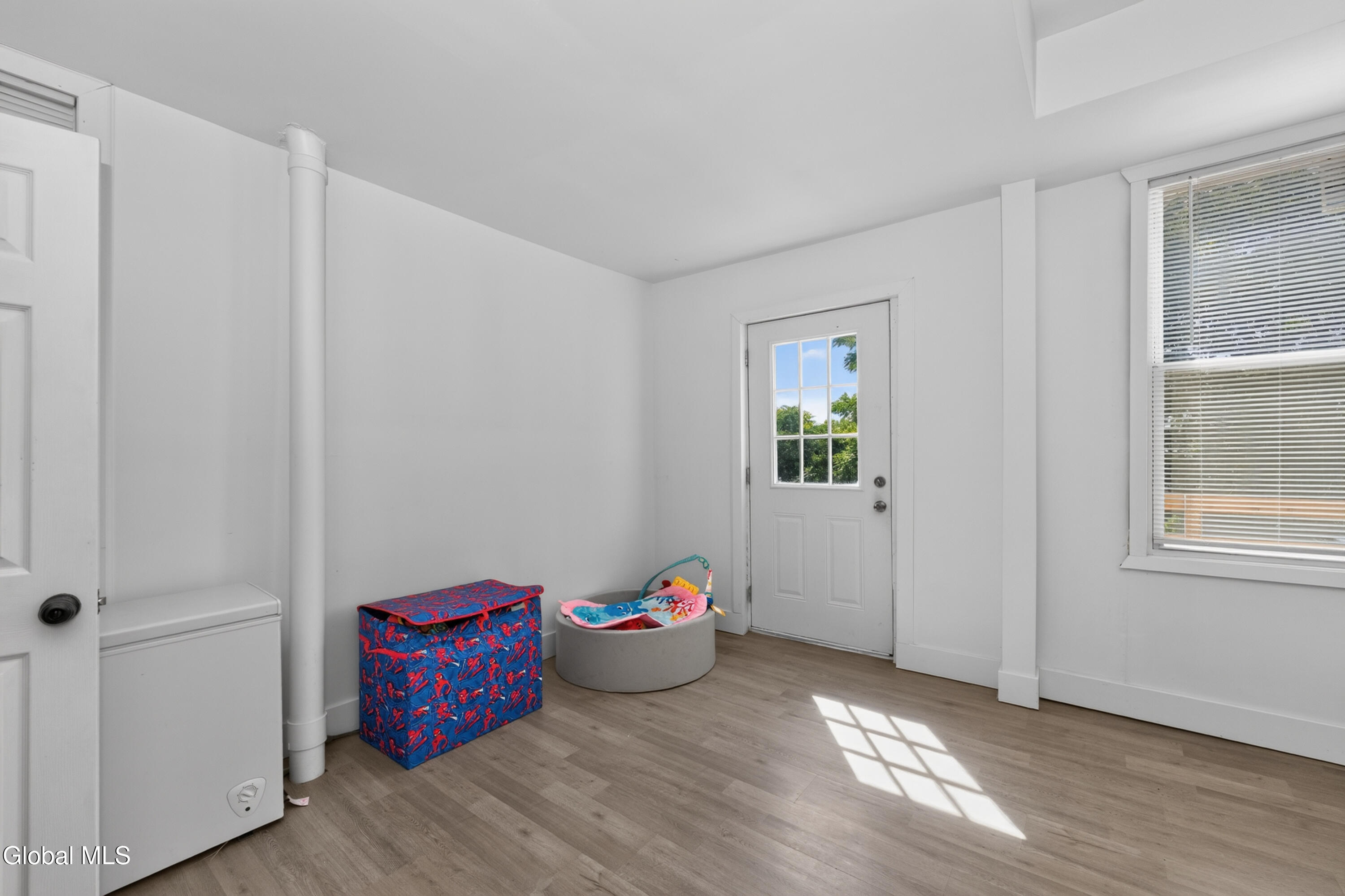 1053 Broadway Rensselaer NY 12144