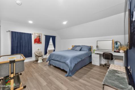 1053 Broadway Rensselaer NY 12144
