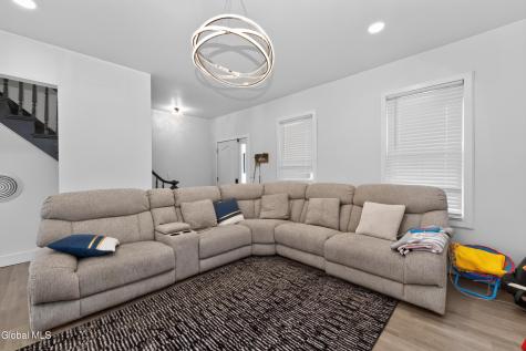 1053 Broadway Rensselaer NY 12144
