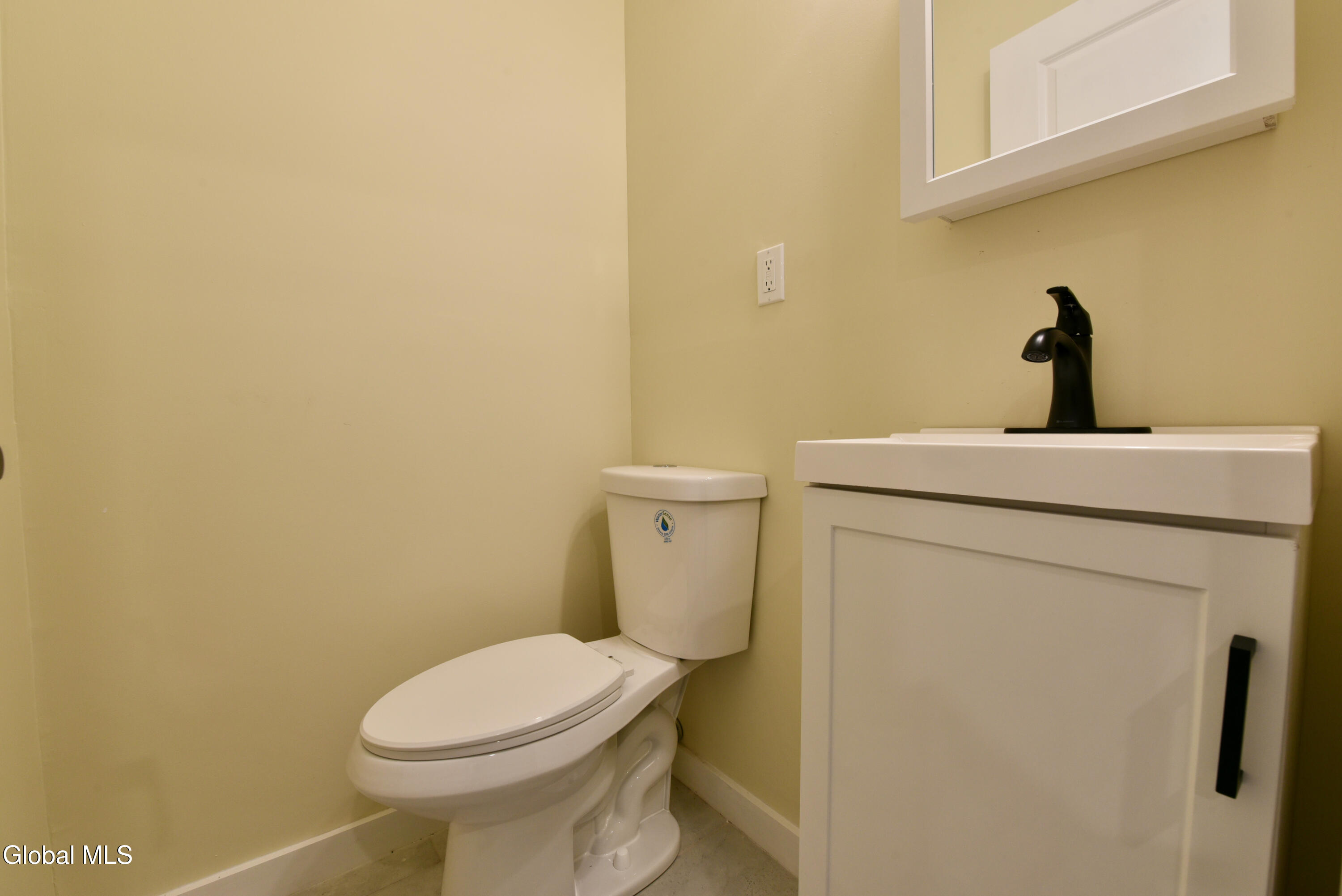 1011 Middleline Road Ballston Spa NY 12020
