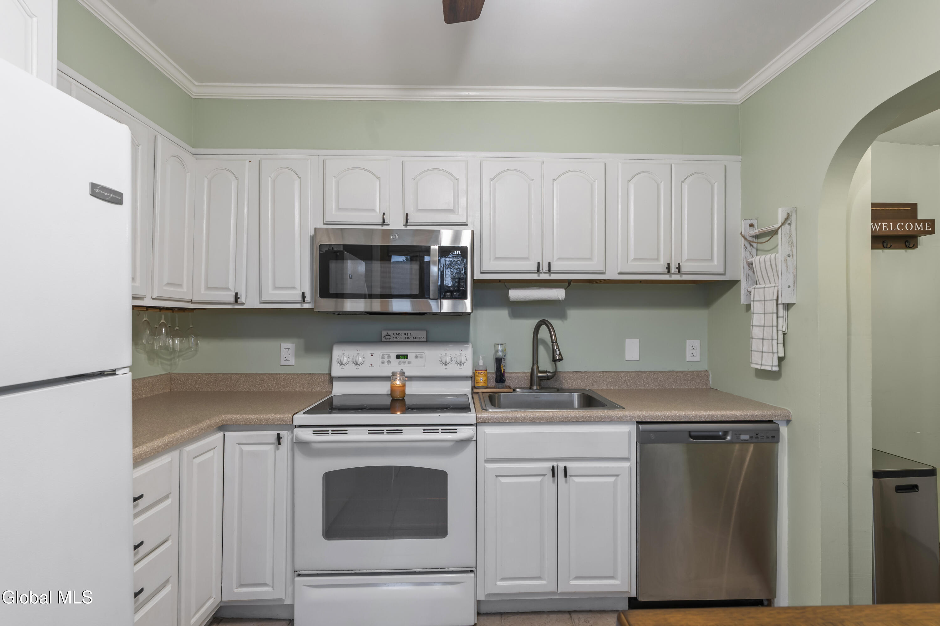 51 Keeler Drive Albany NY 12208