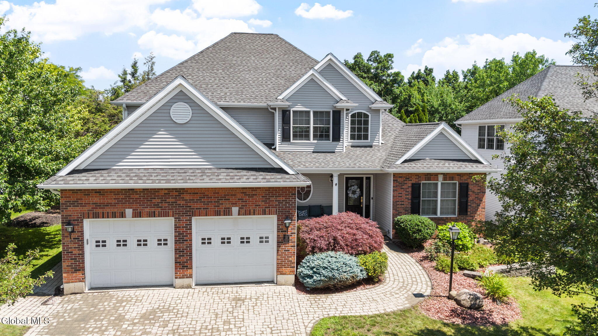10 Yardley Court Loudonville NY 12211