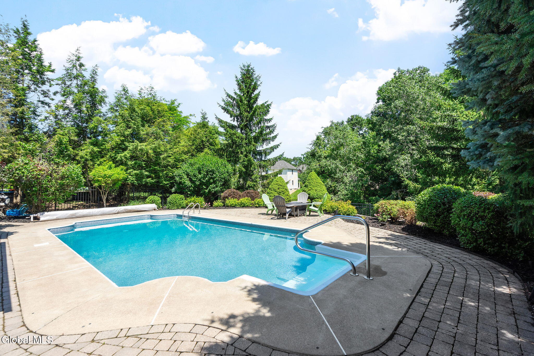 10 Yardley Court Loudonville NY 12211