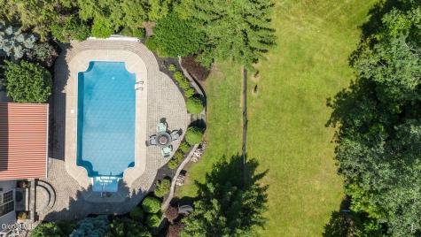 10 Yardley Court Loudonville NY 12211
