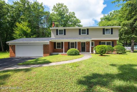 24 Beechwood Drive Clifton Park NY 12065