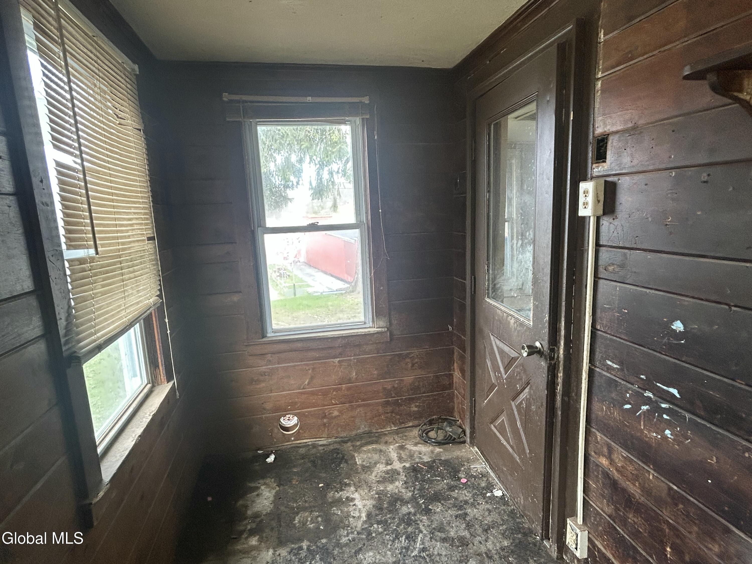 24 Algonkin Street Ticonderoga NY 12883