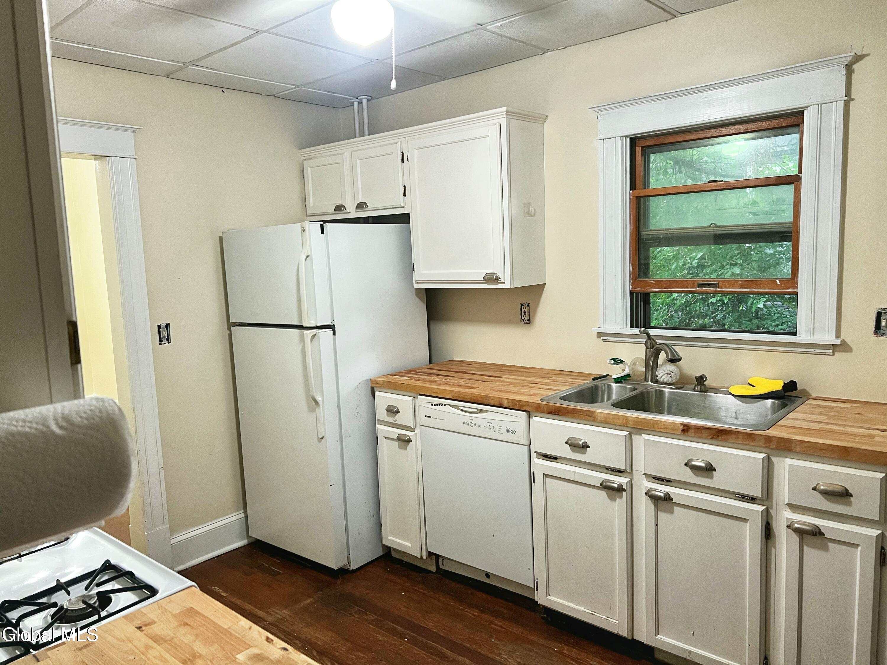 14 Bleeker Avenue Troy NY 12180