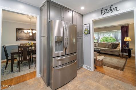 30 Guilder Place Ballston Lake NY 12019