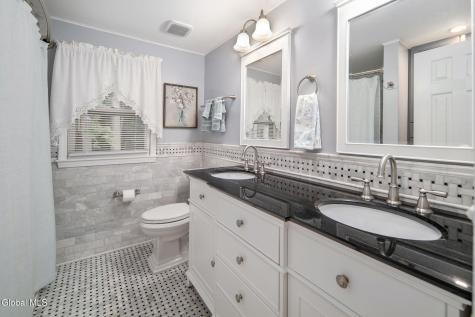 30 Guilder Place Ballston Lake NY 12019