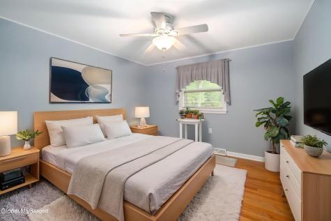 30 Guilder Place Ballston Lake NY 12019