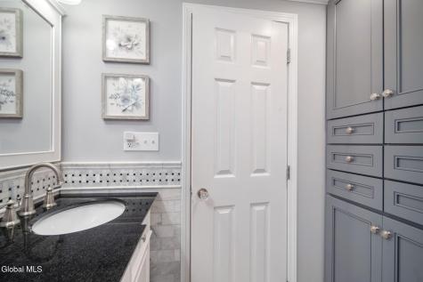 30 Guilder Place Ballston Lake NY 12019