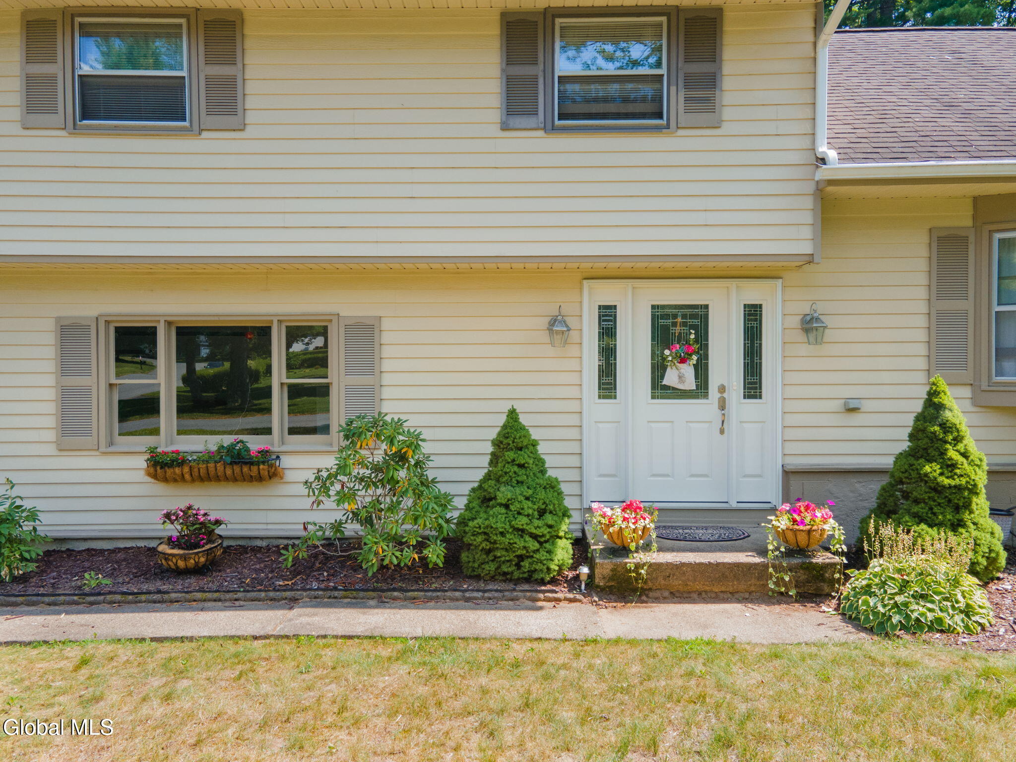 30 Guilder Place Ballston Lake NY 12019