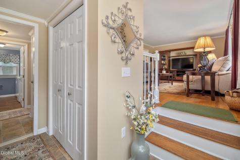 30 Guilder Place Ballston Lake NY 12019