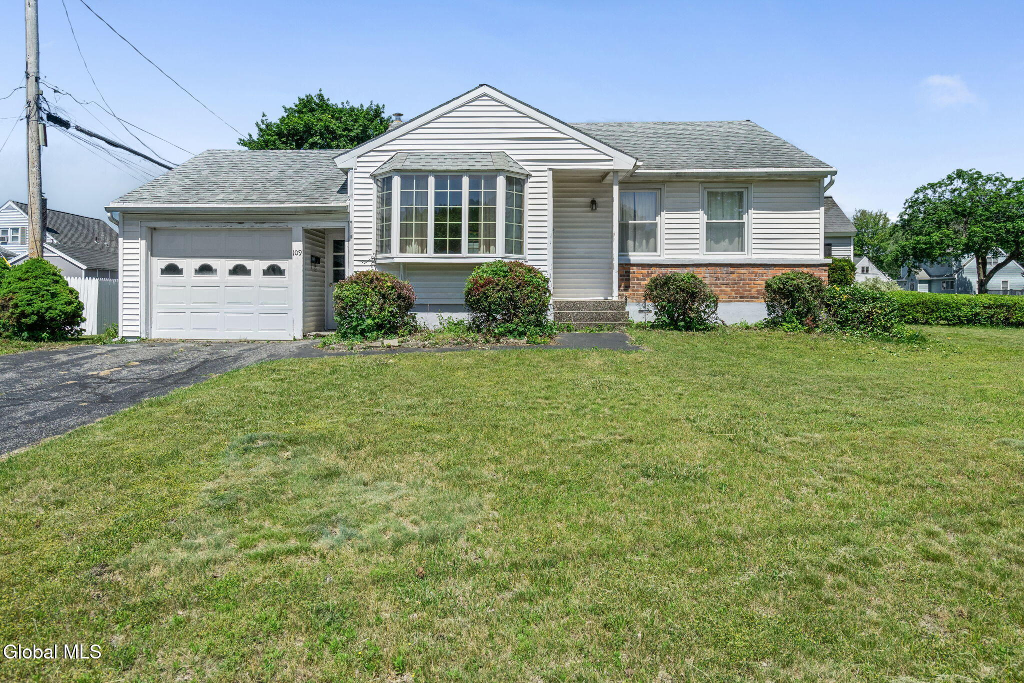 109 Elliott Avenue Schenectady NY 12304