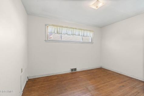 109 Elliott Avenue Schenectady NY 12304