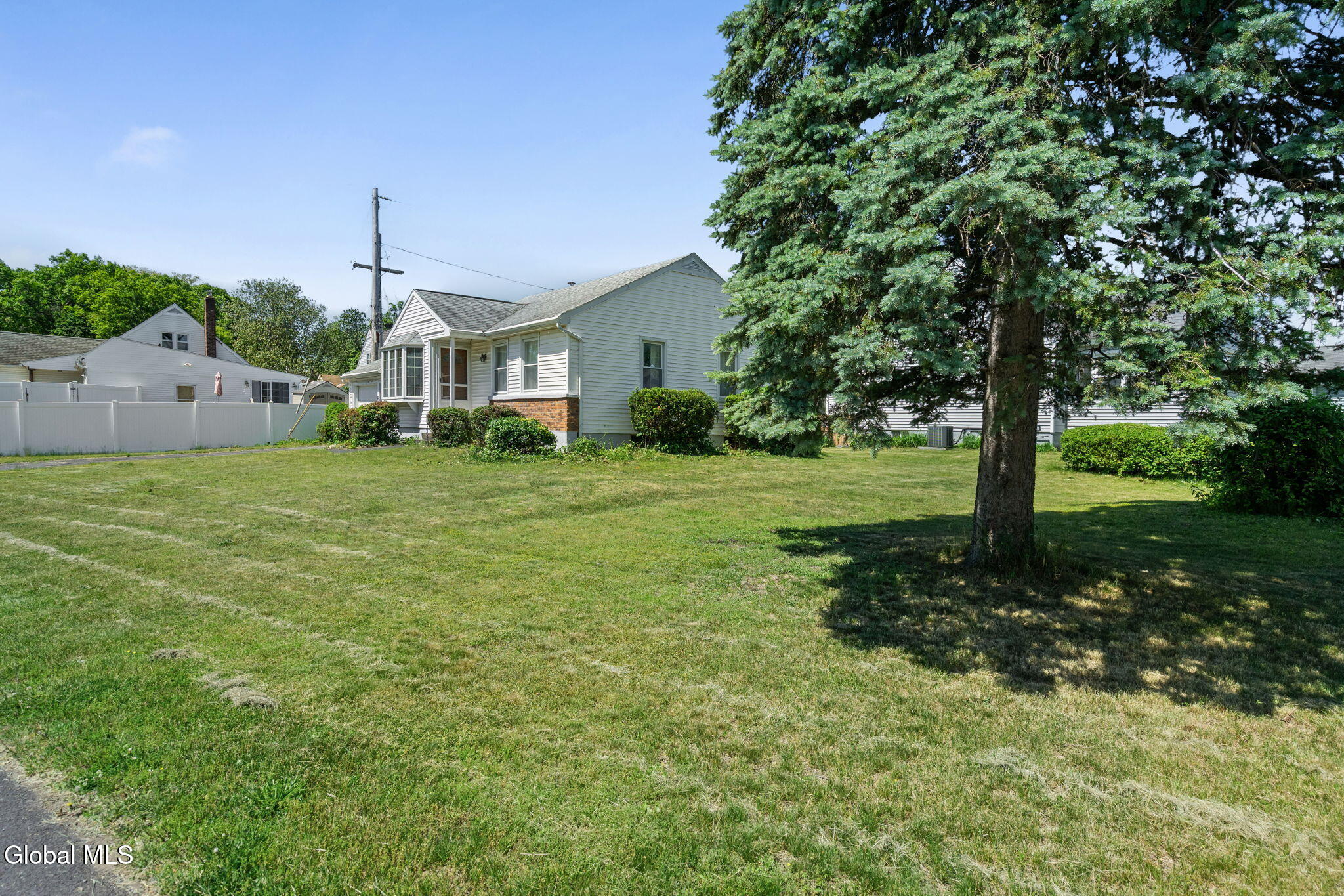 109 Elliott Avenue Schenectady NY 12304