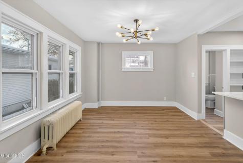 32 Eileen Street Albany NY 12203