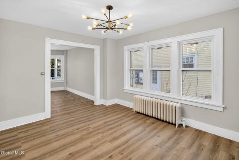 32 Eileen Street Albany NY 12203
