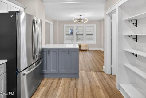 32 Eileen Street Albany NY 12203