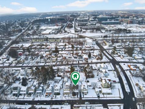 32 Eileen Street Albany NY 12203