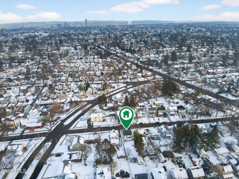 32 Eileen Street Albany NY 12203