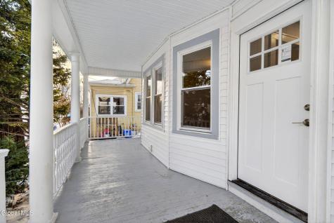 32 Eileen Street Albany NY 12203