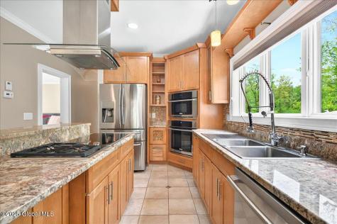 2085 Weast Road Pattersonville NY 12137