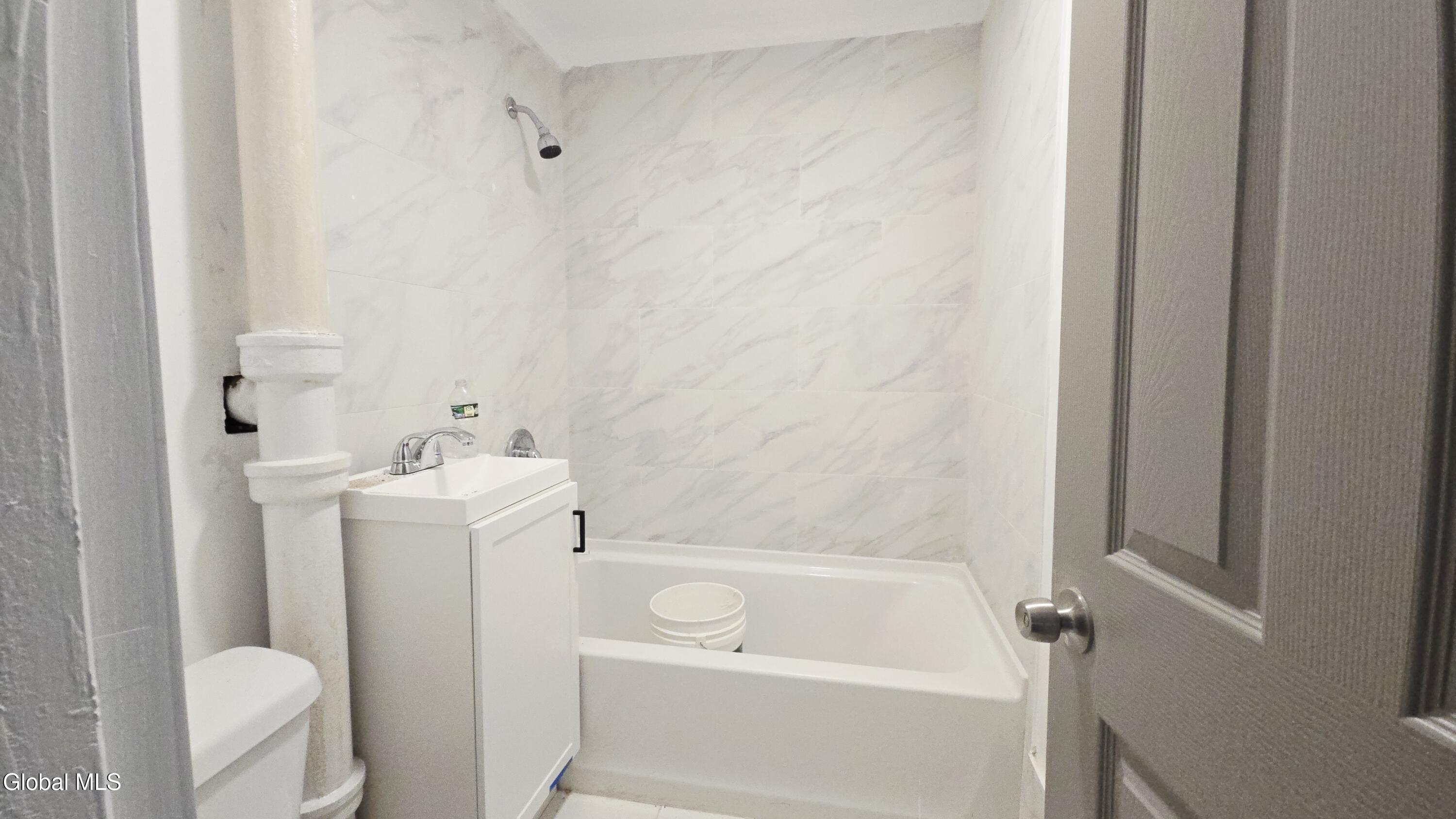 423 3rd Street Albany NY 12206