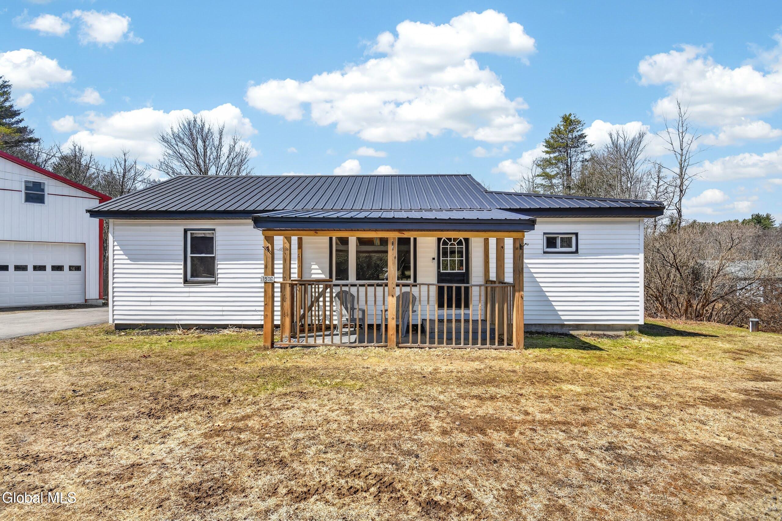 1906 Ny-10 Caroga Lake NY 12032