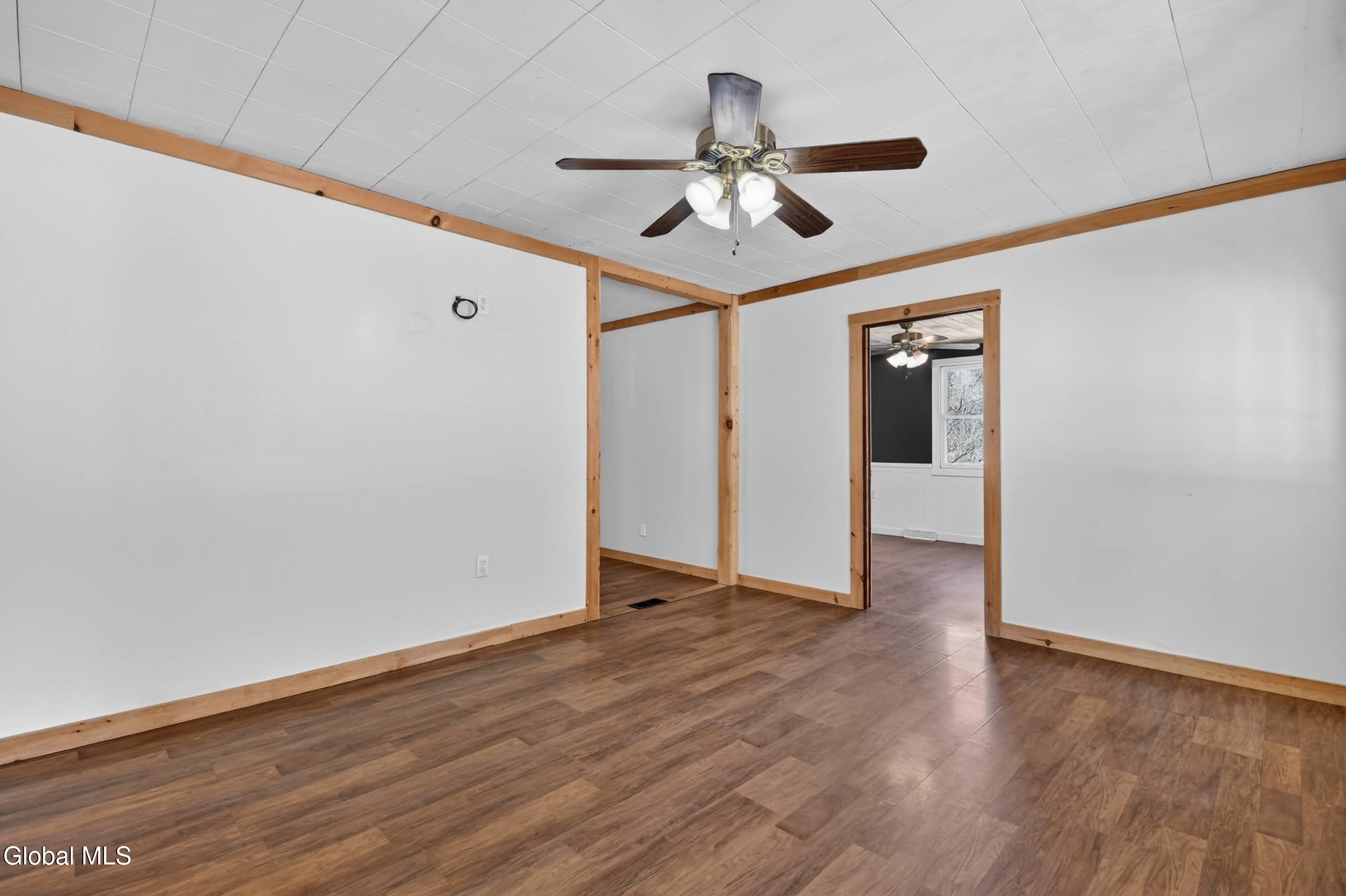 1906 Ny-10 Caroga Lake NY 12032
