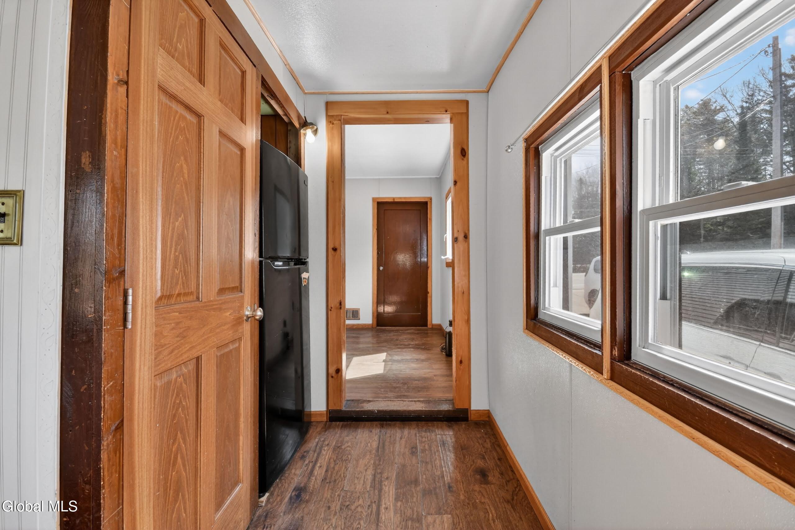 1906 Ny-10 Caroga Lake NY 12032